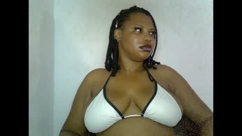 oneofdbestchubbygaloncb online show from June 26, 5:13 am
