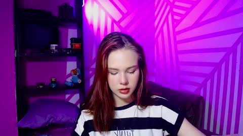 onessandra online show from September 23, 3:11 am