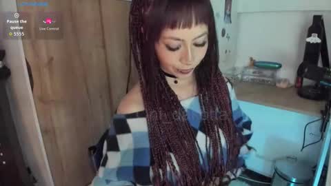 oni_dakotta online show from January 8, 4:57 pm