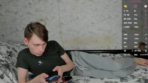 Erick  online show from April 2, 4:25 pm