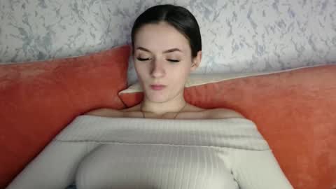 Snapshot of only_ubutterfly chatting on January 29, 3:37 pm Amalia online show from January 29, 3:37 pm