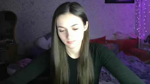 Snapshot of only_ubutterfly chatting on February 17, 9:21 pm Amalia online show from February 17, 9:21 pm
