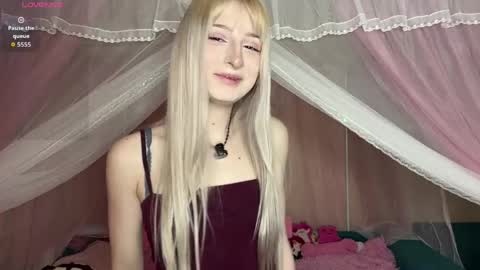 Eva online show from May 1, 8:19 am