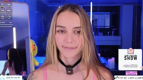 Snapshot of oooops__ chatting on January 20, 10:15 pm Eva online show from January 20, 10:15 pm