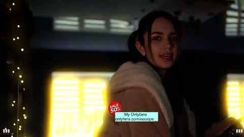 Snapshot of oooops__ chatting on September 15, 5:09 am Eva online show from September 15, 5:09 am