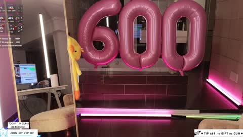 Snapshot of oooops__ chatting on January 18, 8:19 pm Eva online show from January 18, 8:19 pm