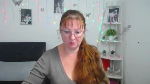 Snapshot of oovanessahotts chatting on September 26, 5:26 am Vanessa online show from September 26, 5:26 am