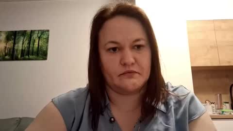 Ophelia online show from April 10, 8:02 pm