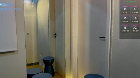 Snapshot of orgasmic_asian chatting on October 6, 6:48 pm Orgasmic Asian online show from October 6, 6:48 pm