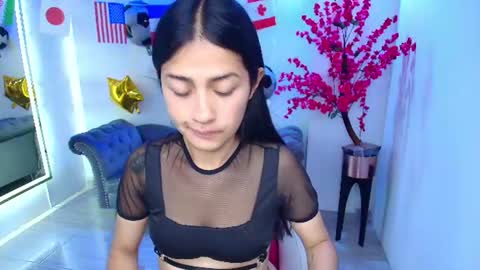 oriana_wood online show from June 22, 11:28 am