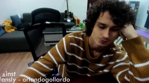 Snapshot of orlando__bloom chatting on January 12, 12:12 pm Fansly and Instagram -  online show from January 12, 12:12 pm