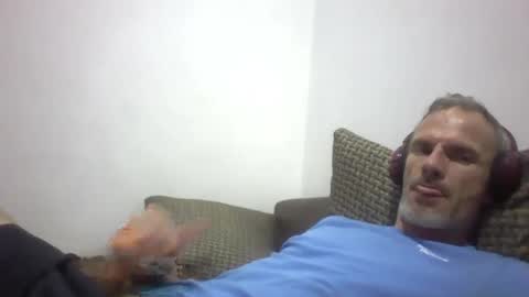 orwel09 online show from December 5, 7:11 pm