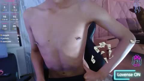 osamu_tay online show from January 19, 3:44 pm