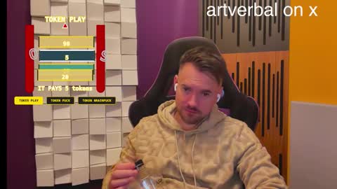 Snapshot of oscarsavage chatting on October 13, 9:28 pm Oscar Steel Savage online show from October 13, 9:28 pm