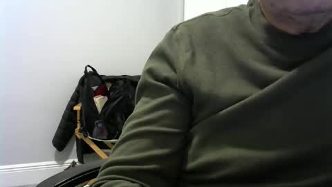 Ossi online show from February 24, 3:09 am