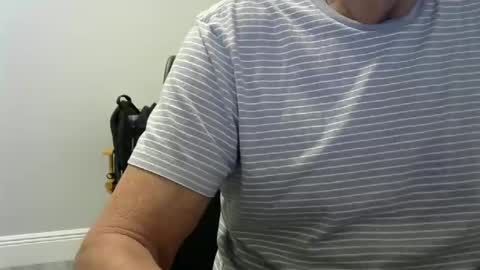 Ossi online show from October 31, 2:34 am