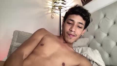 ostin 18hot online show from December 20, 4:30 am