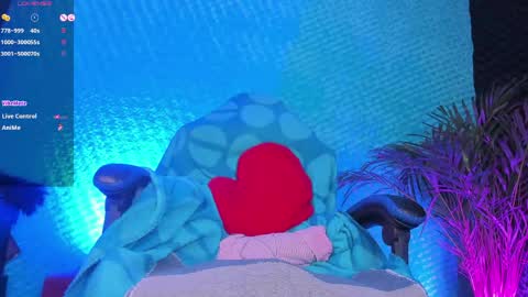 otter_wet online show from May 14, 9:07 am