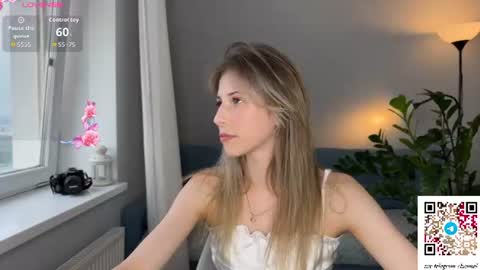 Anne online show from July 10, 4:23 pm