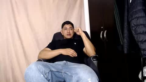 otto_stud online show from June 29, 4:09 am