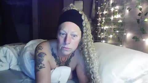 JJ online show from December 16, 8:53 am