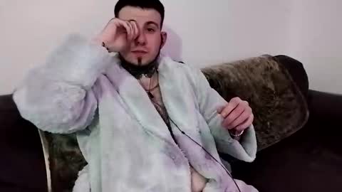 Owen kayz online show from March 24, 11:11 pm