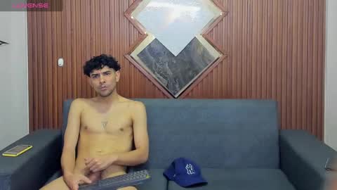 owen_mccarthy online show from January 12, 8:14 pm