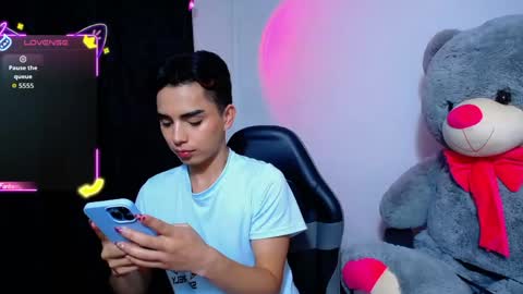 Owen  Independent model  online show from April 19, 2:12 am