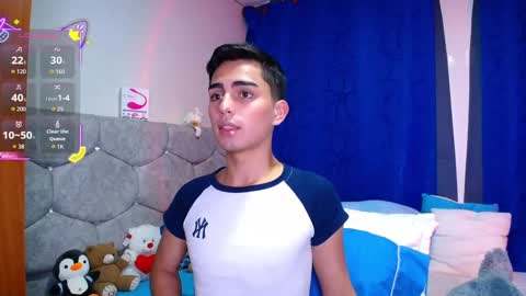 Owen  Independent model  online show from September 18, 9:30 pm