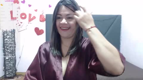 pamela_echeverria online show from March 24, 12:22 pm