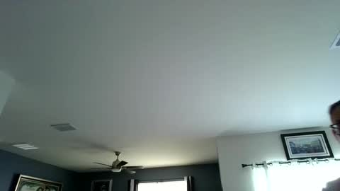 PAMELONAA online show from February 20, 5:15 pm