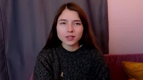 daniella online show from October 14, 7:50 pm