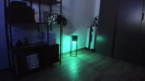 pampersandspanking online show from February 19, 5:45 pm