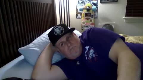 panos online show from February 25, 10:15 am