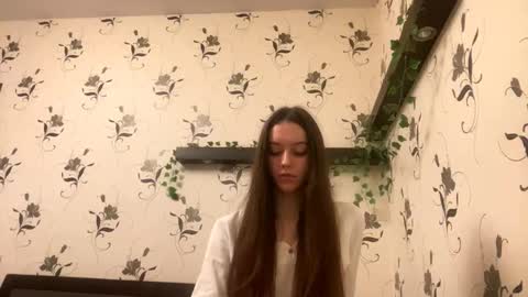 Snapshot of pantease_ chatting on September 13, 11:18 pm Kate online show from September 13, 11:18 pm