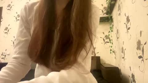 Snapshot of pantease_ chatting on October 12, 9:49 pm Kate online show from October 12, 9:49 pm