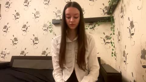 Snapshot of pantease_ chatting on October 16, 10:08 pm Kate online show from October 16, 10:08 pm