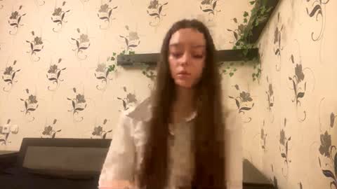 Snapshot of pantease_ chatting on October 7, 9:55 pm Kate online show from October 7, 9:55 pm