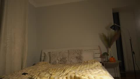 Kristina Kriss online show from October 11, 9:29 pm