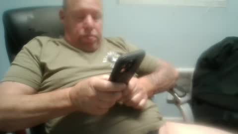 daddyinpanties online show from June 6, 10:48 pm