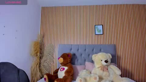 paola online show from February 13, 1:53 am