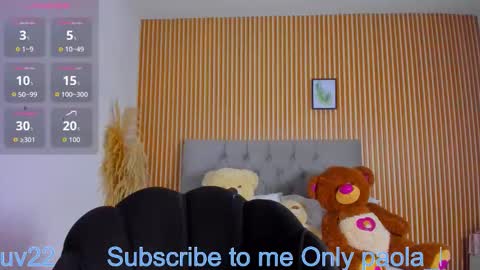 paola online show from March 23, 1:10 am