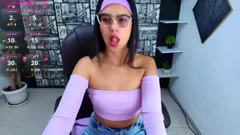 Paola Turner online show from September 23, 1:27 pm