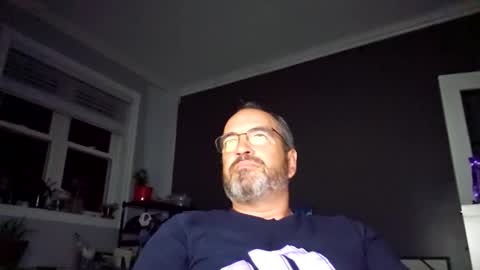Snapshot of papi1979 chatting on October 2, 12:20 am Papi online show from October 2, 12:20 am