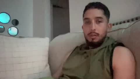 papicubano_guapo23cm online show from June 23, 10:33 am