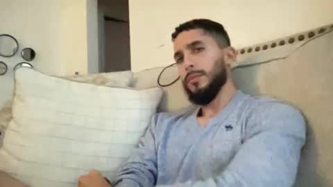 papicubano_guapo23cm online show from October 13, 5:20 am