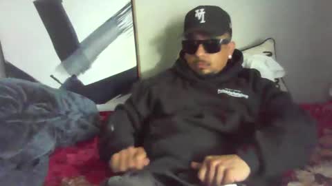 Snapshot of papilos25 chatting on October 19, 12:43 pm papilos25 online show from October 19, 12:43 pm