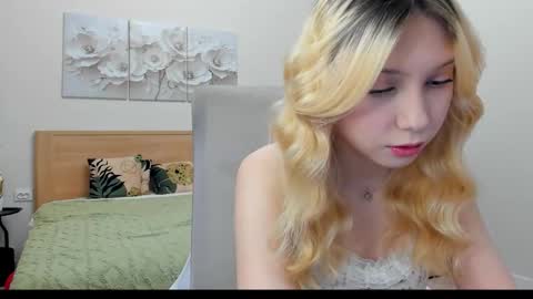 Melena online show from March 18, 8:31 am