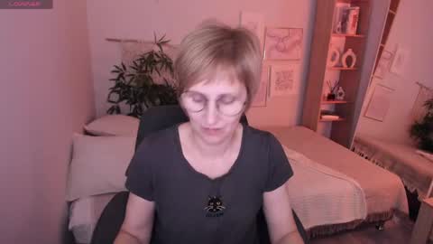 Paris online show from April 19, 12:50 pm