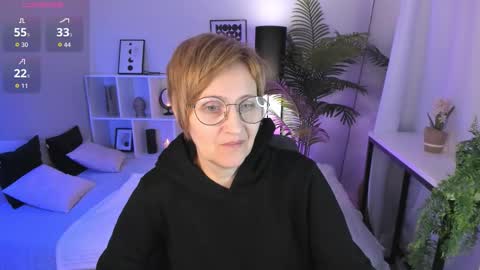 Paris online show from March 22, 6:12 pm